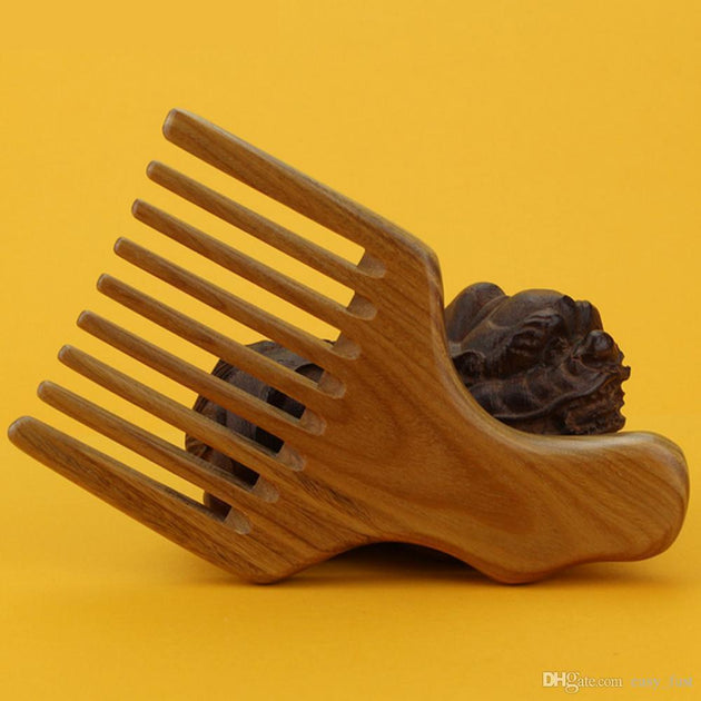 Wood comb 0 null