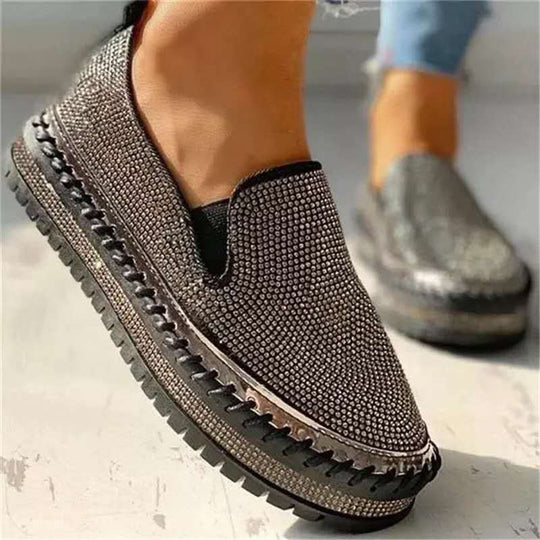 Wearing thick soled lazy casual rhinestones, Korean version versatile student shoe trend eprolo